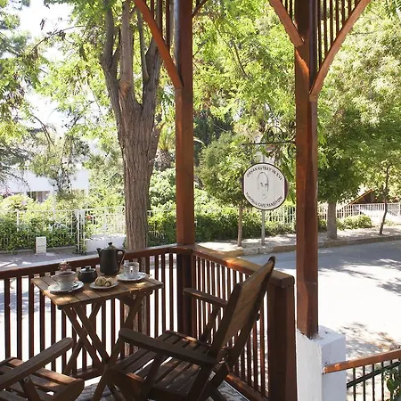 Pensión Orhan Kutbayin Evi Adalar