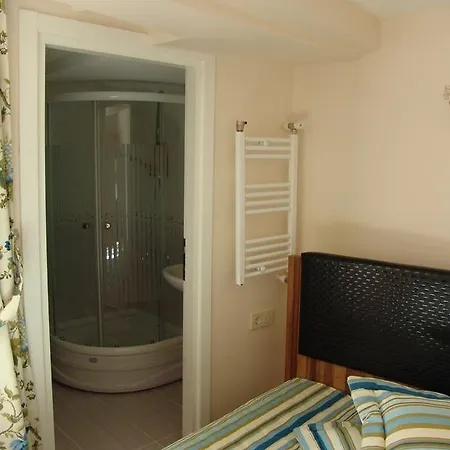 Orhan Kutbayin Evi Adalar