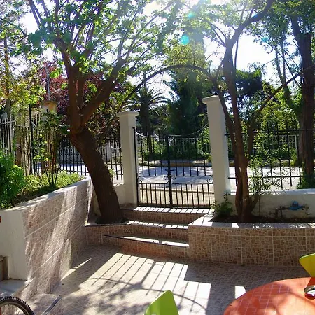 Guest house Orhan Kutbayin Evi