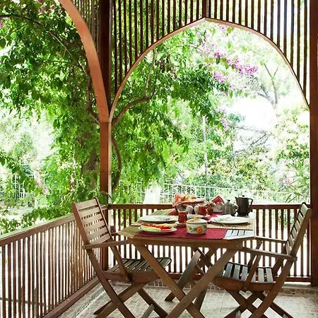 Guest house Orhan Kutbayin Evi